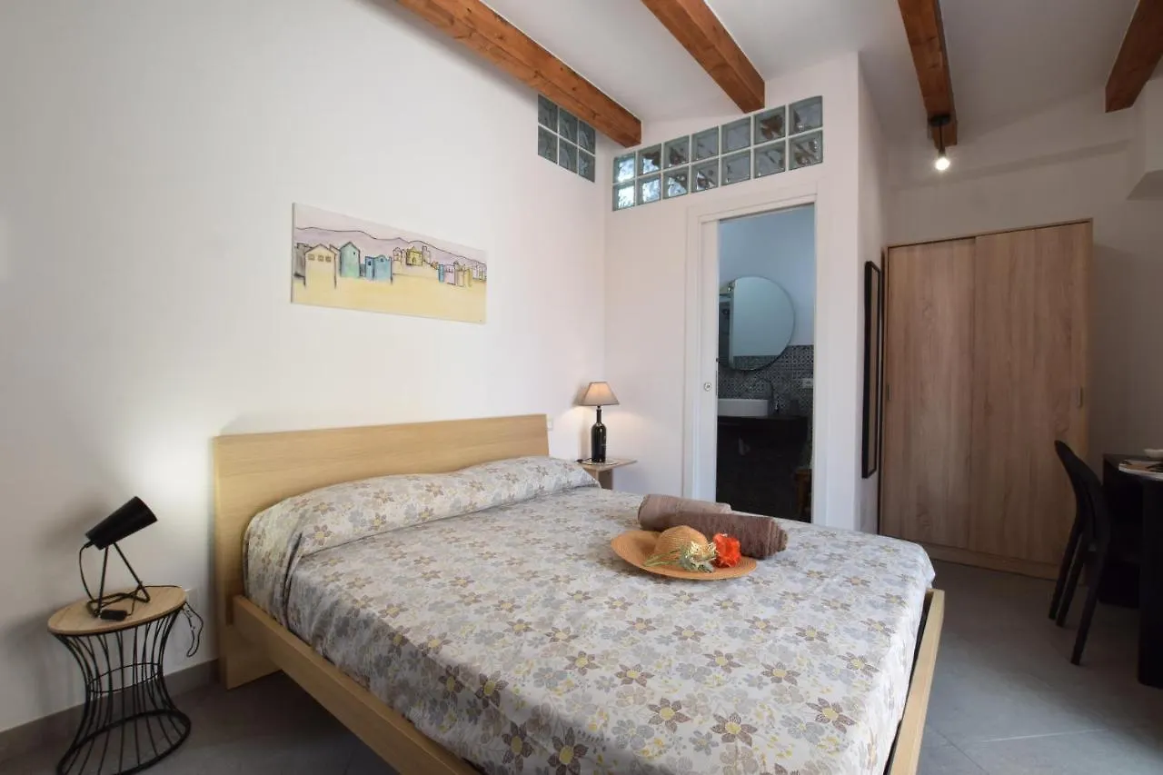 Amuni' Apartments Trabia Panzió